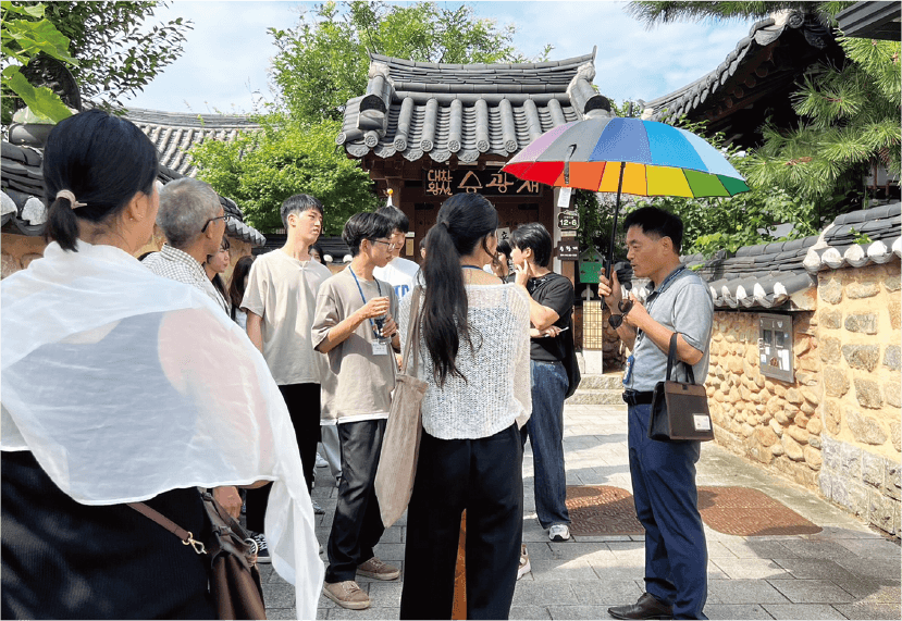 2023年8月に実施した韓国での海外研修「文化人類学実習」法文学部開講の様子