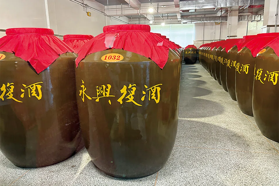 中国の伝統蒸留酒の比較により焼酎の特徴解明に関する研究も行なっている