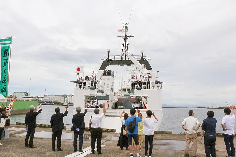 附属練習船「かごしま丸」の出航式を開催